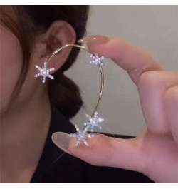 Vintage Crystal Snowflake Ear Cuffs 1 Pair Sparkling Rhinestone Snowflake Non-Pierced Ear Wrap Cartilage Climber Clip on Earr...