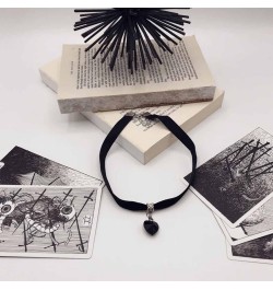 Punk Black Velvet Choker Necklace Love Heart Pendant Necklace Vintage Black Satin Choker Necklace Gothic Retro Leather Collar...