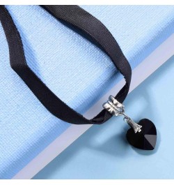 Punk Black Velvet Choker Necklace Love Heart Pendant Necklace Vintage Black Satin Choker Necklace Gothic Retro Leather Collar...