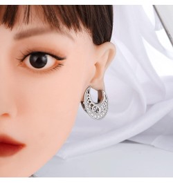 2 PCS 8mm-25mm Hypoallergenic 316 Stainless Steel Aesthetic Opening Saddle Tunnels Hangers Ear Gauges Plugs Stretcher Earring...